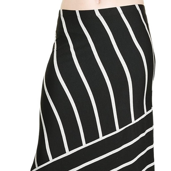 Maxi skirt - Picture 3 of 3